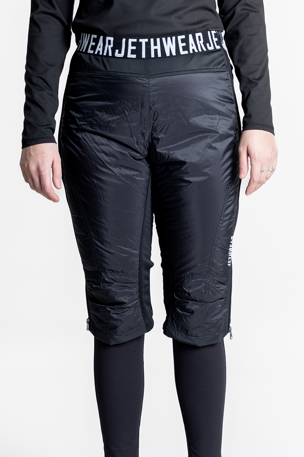 J2452-001-Womens Cruiser Shorts Black-1